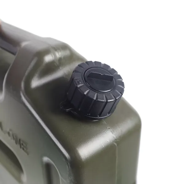 20L Army Green Oil Drum Jerry Can Fuel Container Heavy Duty Built-in Oil Pipe 85 *33 *10cm