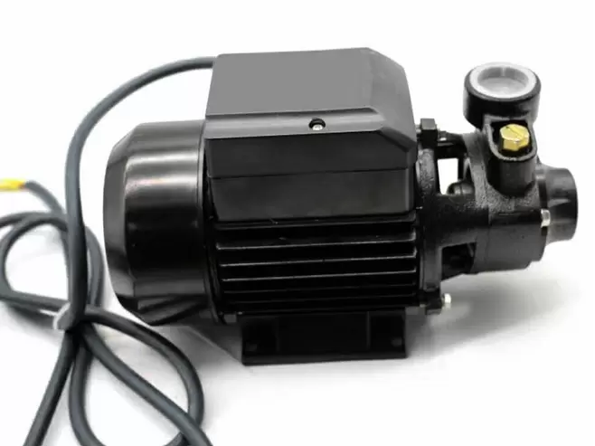 High Pressure Black Solar Water Pump 3,000L/H Solar Brushless DC Pump Motor 45V