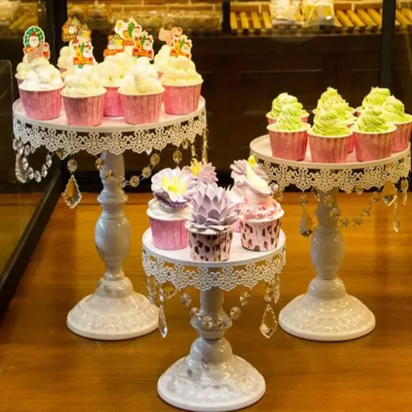 European Style Fashion Iron Structure Cake Stand Dessert Holder Set